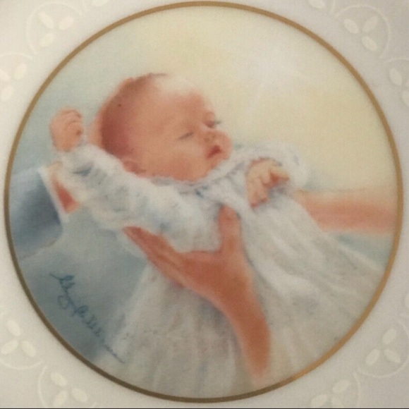 Vintage 1991 The Christening plate with stand by Abbie Williams - Picture 2 of 5